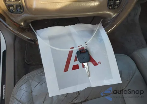 2001 Lincoln Town Car Cartier из США, поврежденный, VIN 1LNHM83W61Y713277